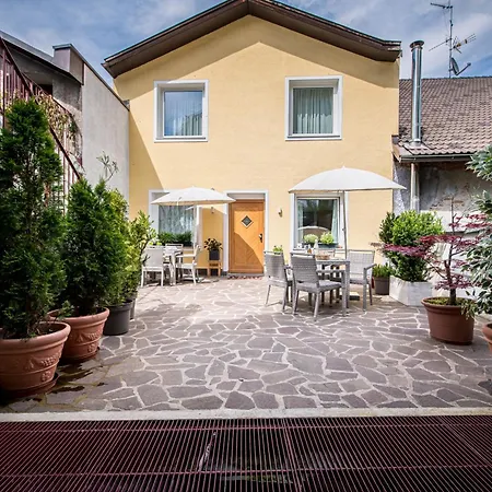 Garni Am Schloss Frühstückspension 3*