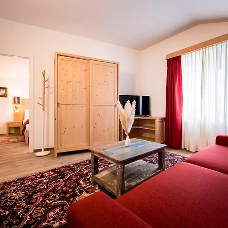 Garni Am Schloss 3* Bruneck